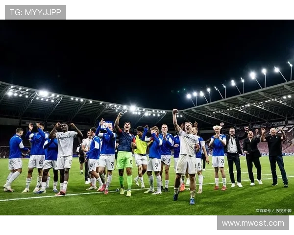 足球明星归国引发热议球迷期待新赛季精彩表现